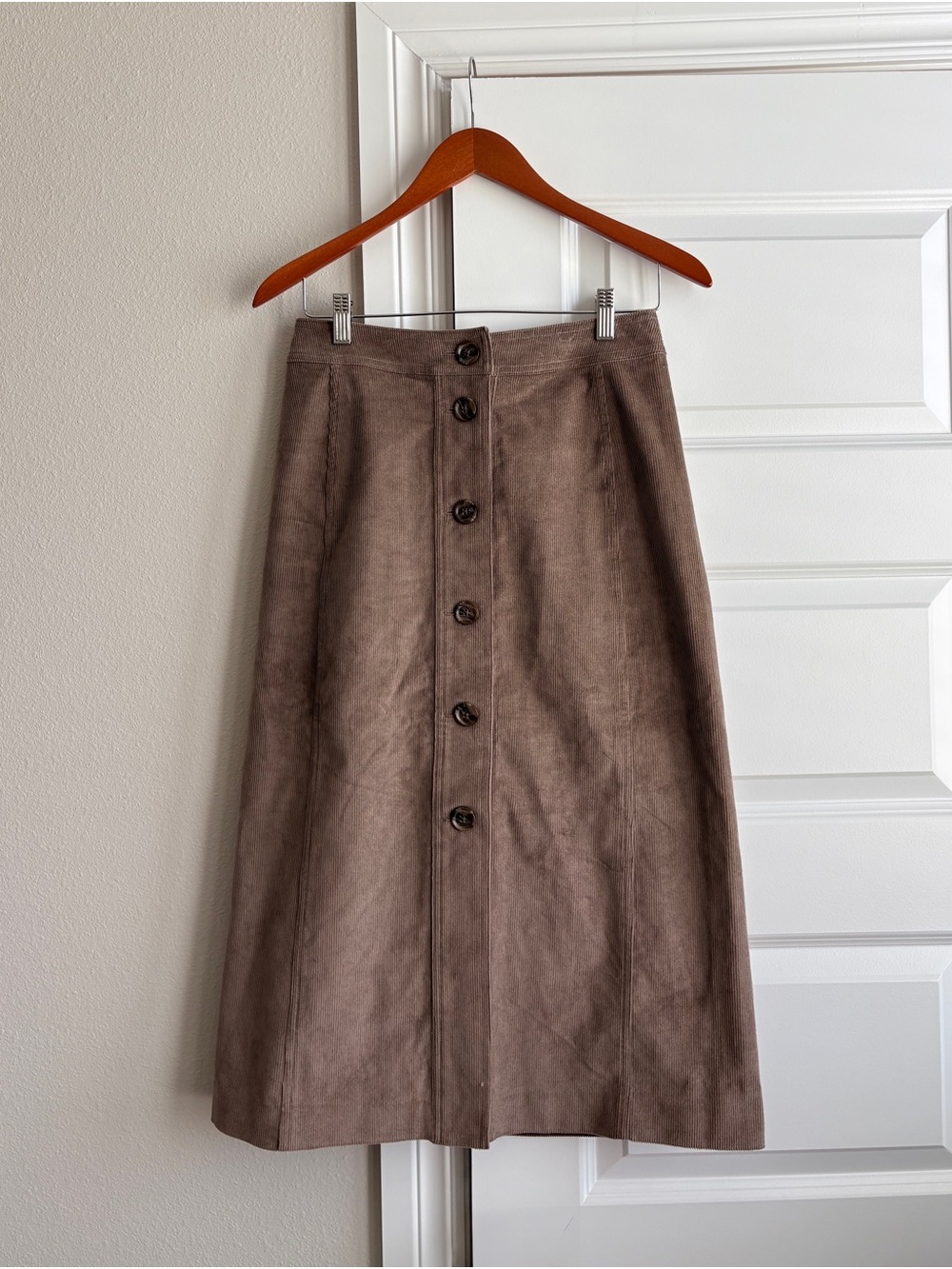 Banana Republic Brown Corduroy Button Front Midi Skirt Size 2
